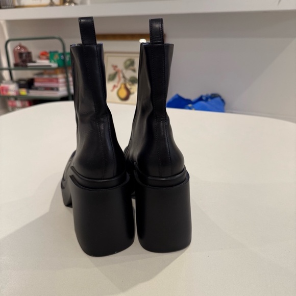 Robert Clergerie Black leather platform boots - Picture 6 of 12